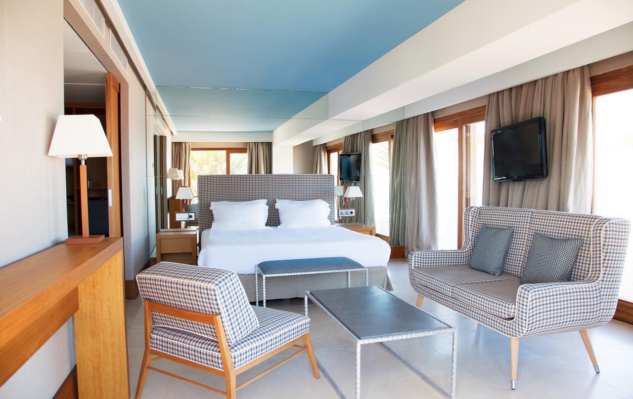 Gecko & Club Hotel